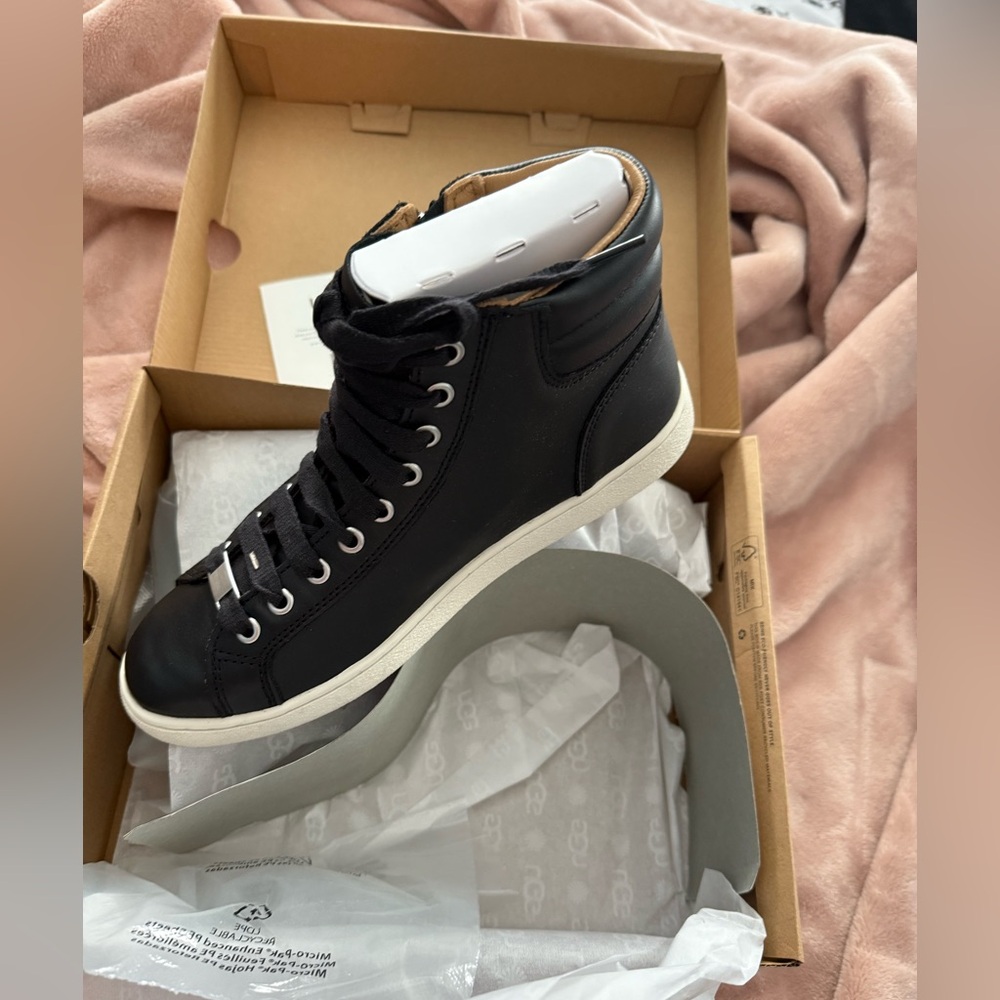 Ugg Olive high top sneakers black leather